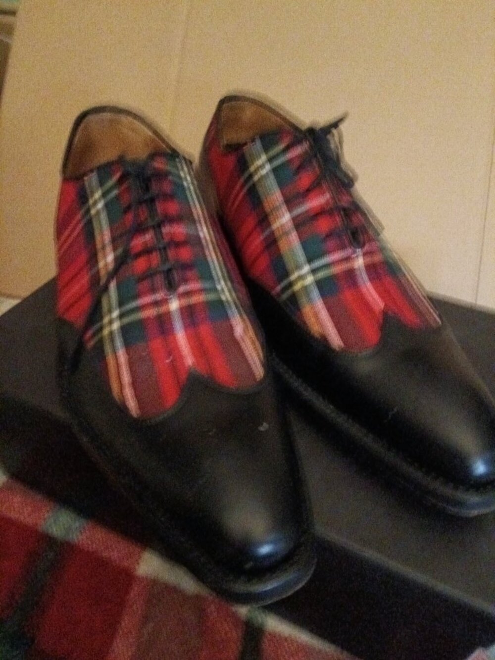John Mendson "Goodyear" Men's Plaid Shoes Size 10.5